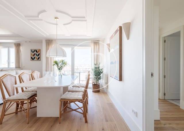 3 soveværelse Lejlighed til salg i Cuatro Caminos, Madrid by - € 1.750.000 (Ref: 10100220)