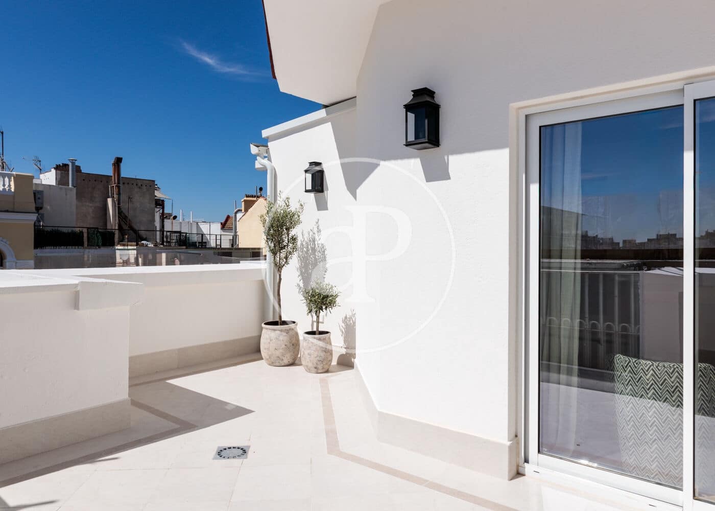 Ático de 3 habitaciones en Madrid ciudad en venta - 2.750.000 € (Ref: 10100221)