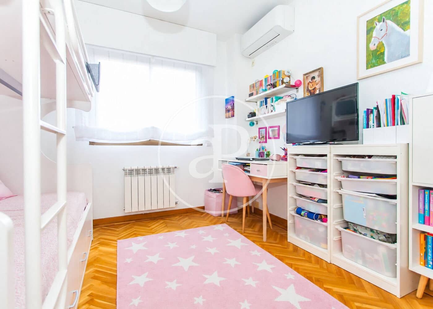 Apartamento de 3 habitaciones en Madrid ciudad en alquiler con piscina garaje - 3.500 € (Ref: 10102490)