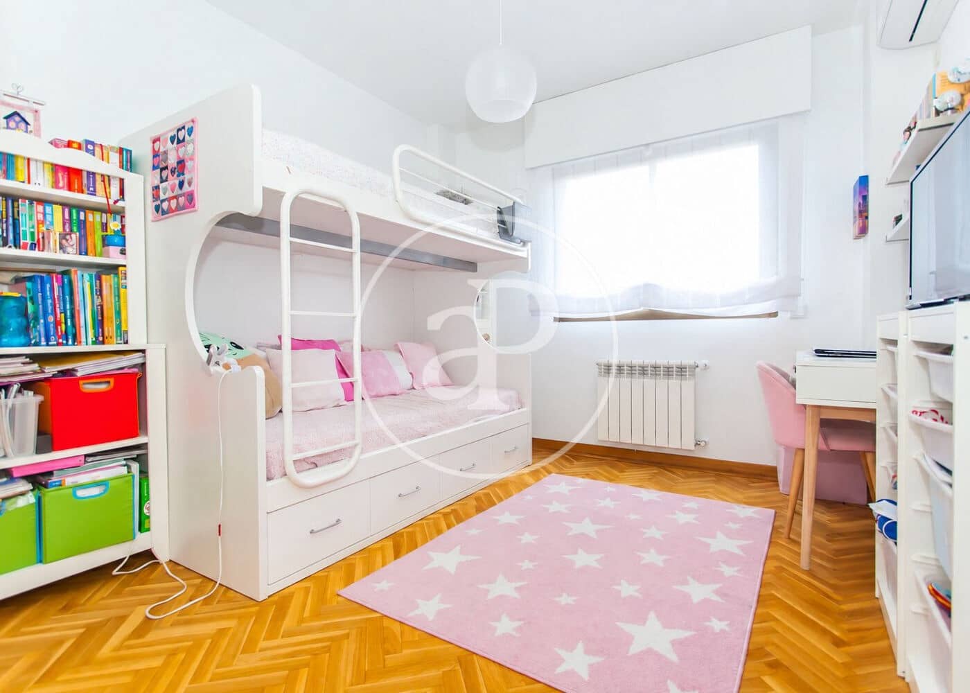Apartamento de 3 habitaciones en Madrid ciudad en alquiler con piscina garaje - 3.500 € (Ref: 10102490)