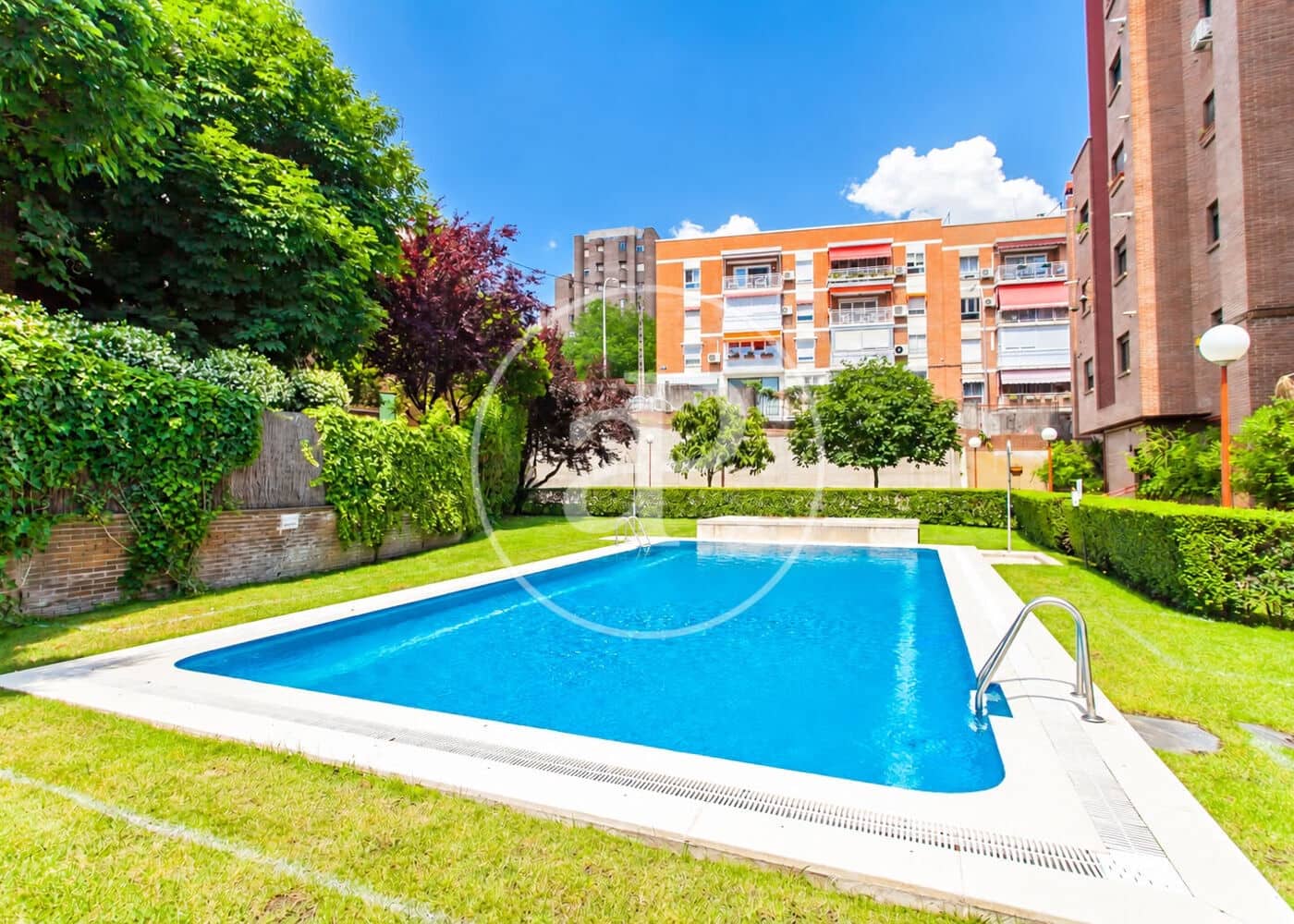 Apartamento de 3 habitaciones en Madrid ciudad en alquiler con piscina garaje - 3.500 € (Ref: 10102490)