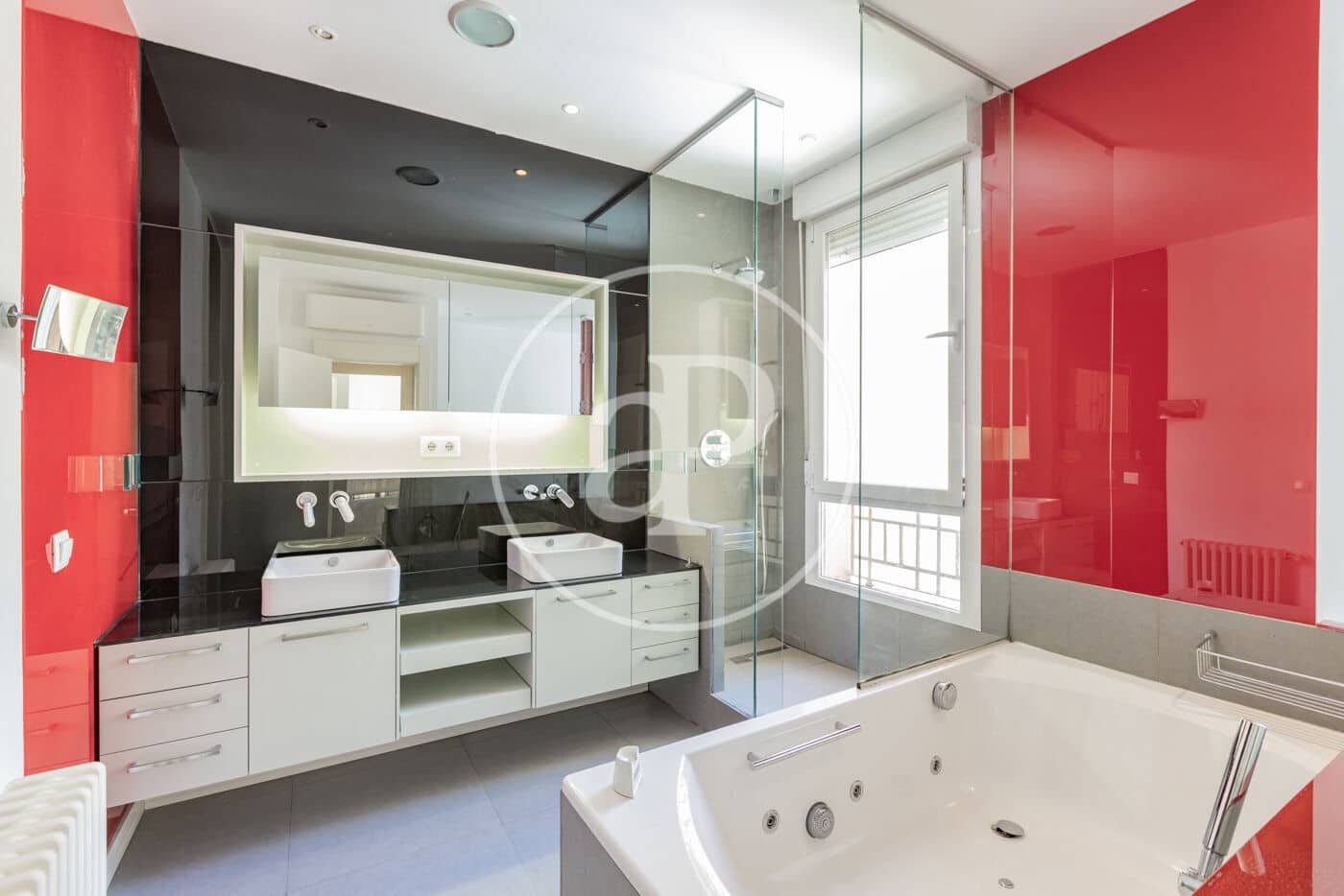 3 sovrum Lägenhet att hyra i Madrid stad med garage - 4 275 € (Ref: 10102491)