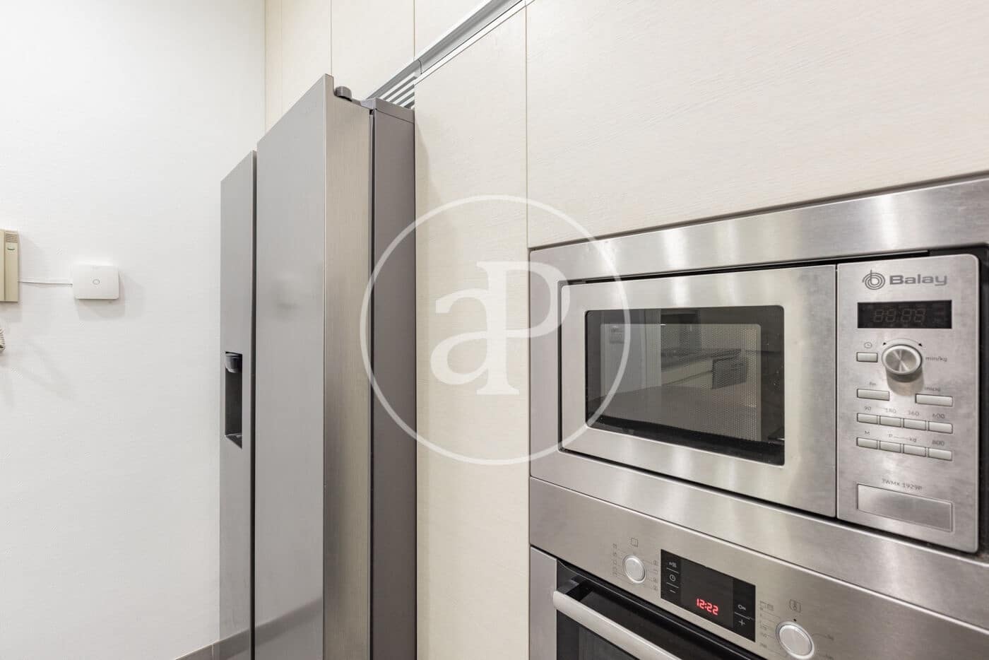3 sovrum Lägenhet att hyra i Madrid stad med garage - 4 275 € (Ref: 10102491)