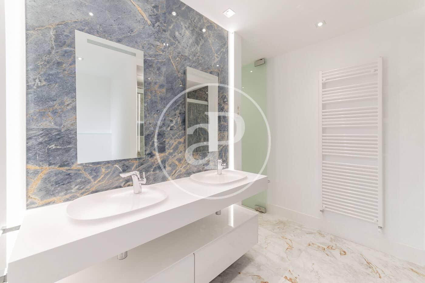 Appartement de 3 chambres à louer à Madrid ville - 4 500 € (Ref: 10102493)