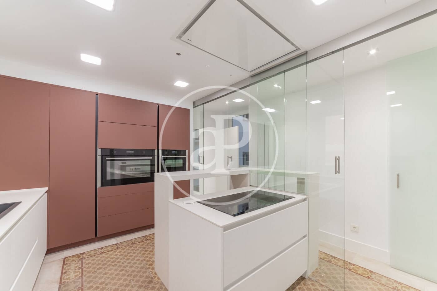 Appartement de 3 chambres à louer à Madrid ville - 4 500 € (Ref: 10102493)