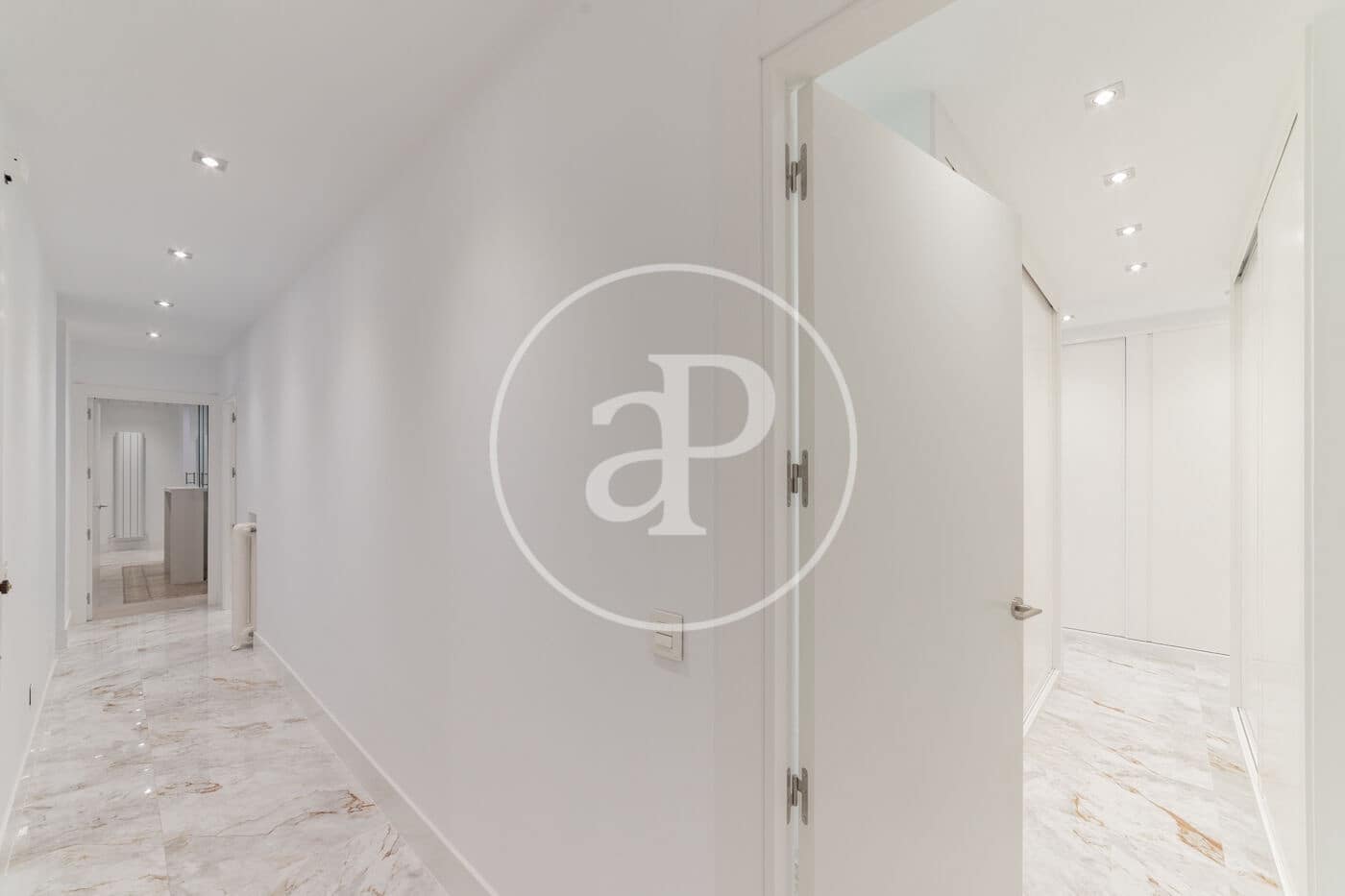 Appartement de 3 chambres à louer à Madrid ville - 4 500 € (Ref: 10102493)