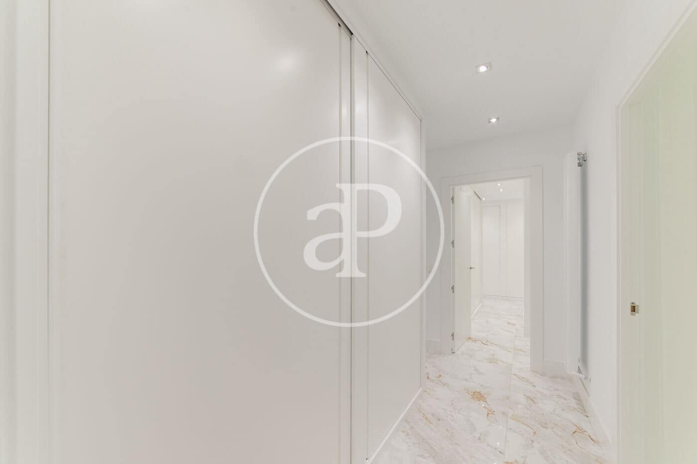 Appartement de 3 chambres à louer à Madrid ville - 4 500 € (Ref: 10102493)