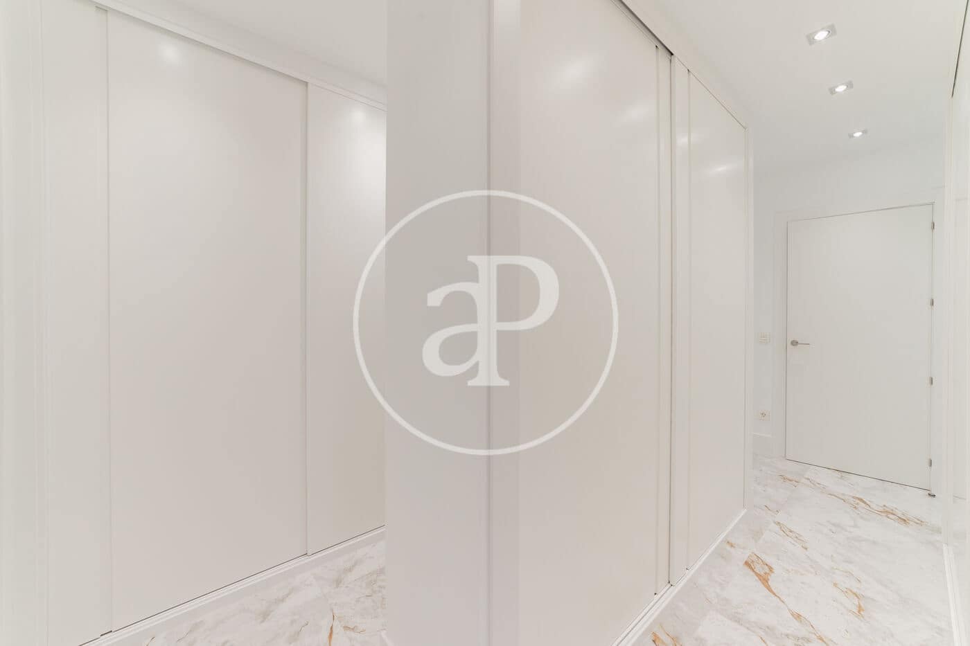 Appartement de 3 chambres à louer à Madrid ville - 4 500 € (Ref: 10102493)