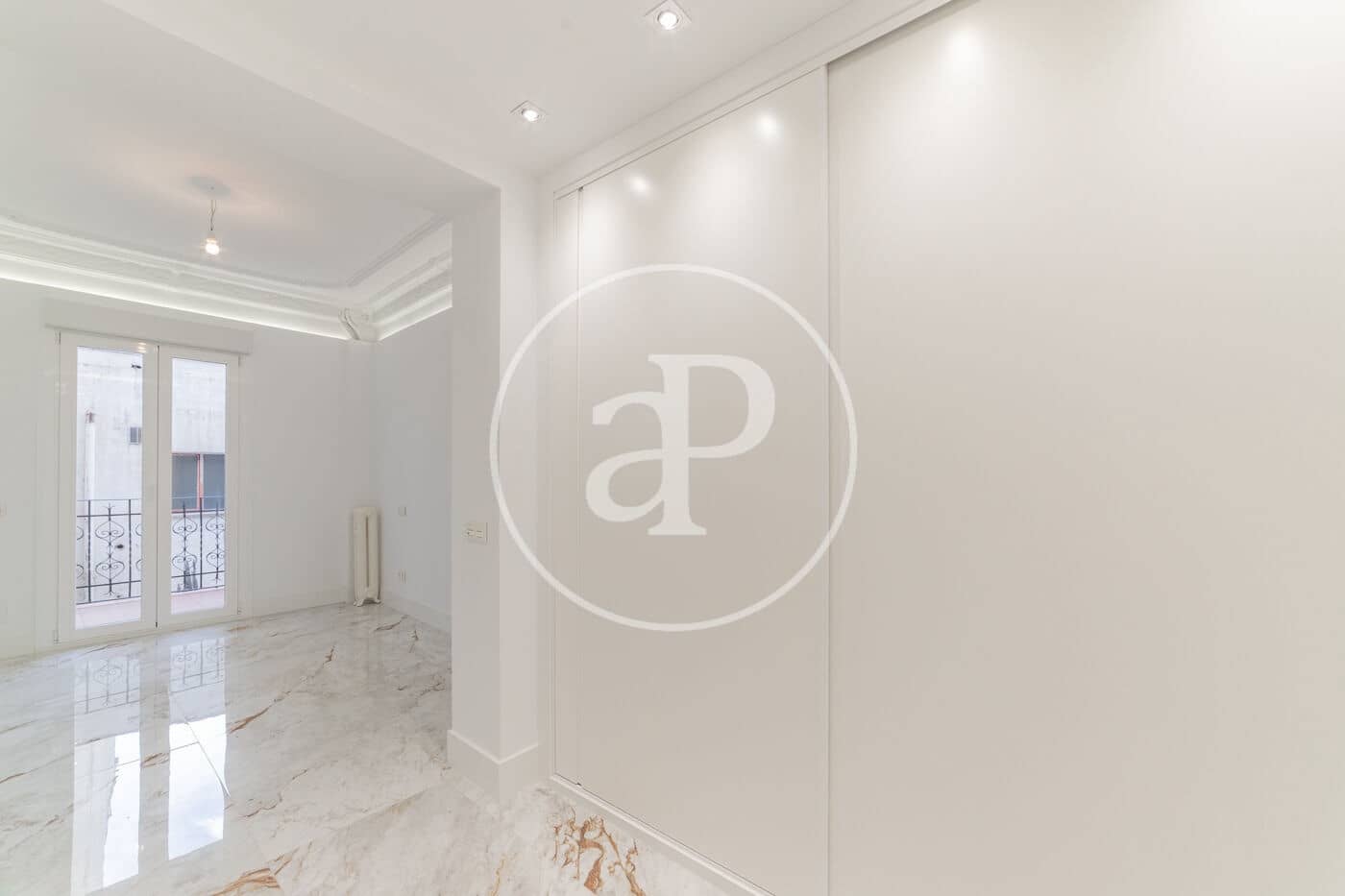 Appartement de 3 chambres à louer à Madrid ville - 4 500 € (Ref: 10102493)