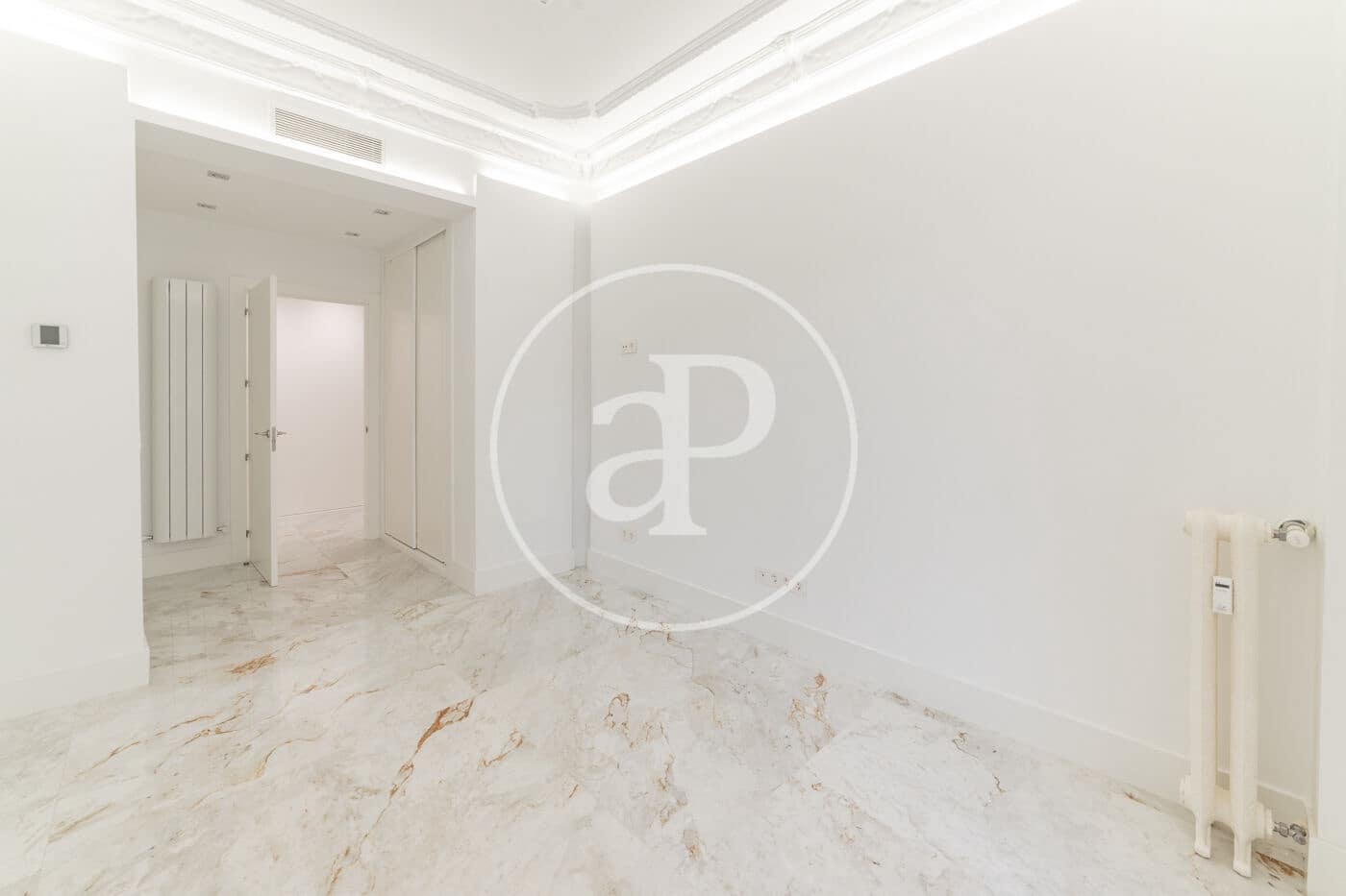 Appartement de 3 chambres à louer à Madrid ville - 4 500 € (Ref: 10102493)