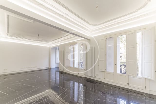 Appartement de 3 chambres à louer à Argüelles, Madrid ville - 4 500 € (Ref: 10102493)