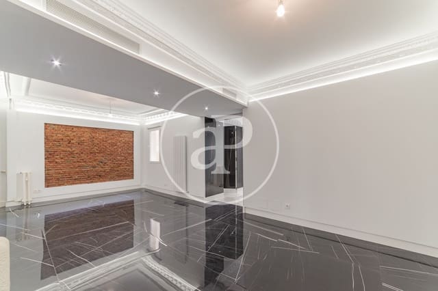 Appartement de 3 chambres à louer à Argüelles, Madrid ville - 4 500 € (Ref: 10102493)