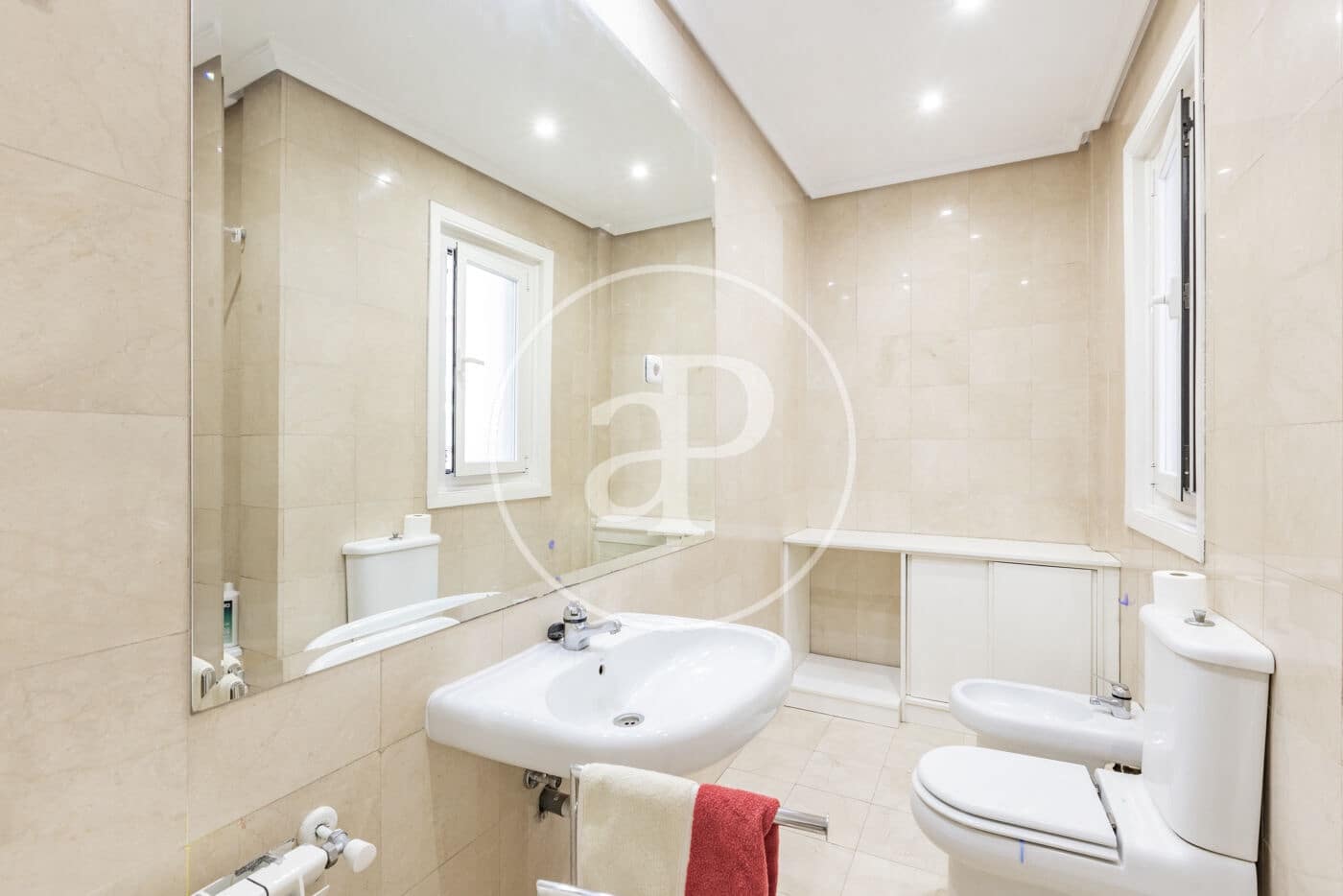 2 quarto Apartamento para venda em Madrid cidade com garagem - 750 000 € (Ref: 10102494)