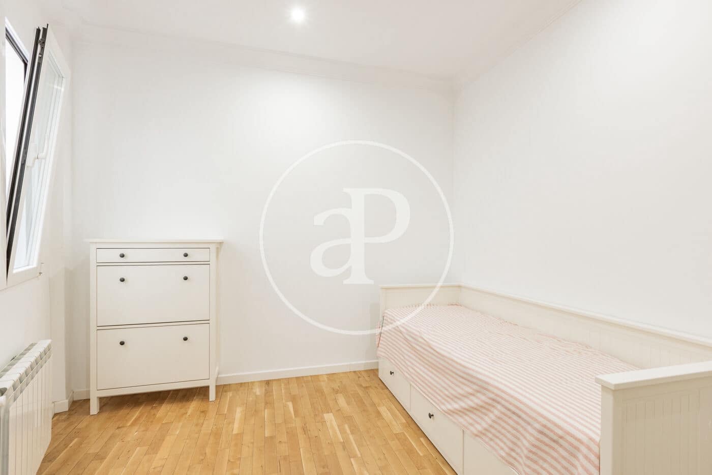2 quarto Apartamento para venda em Madrid cidade com garagem - 750 000 € (Ref: 10102494)