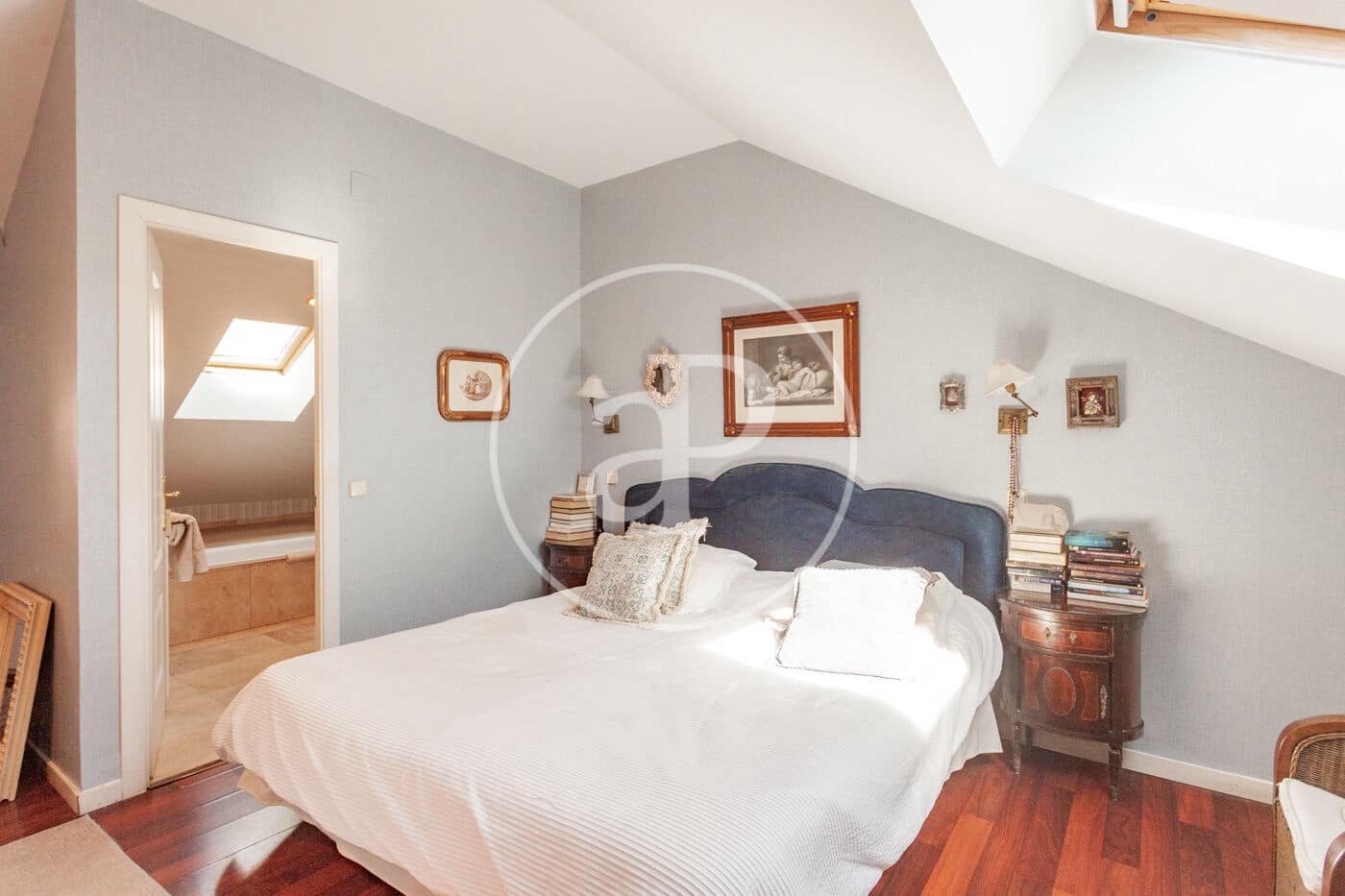 4 Zimmer Villa zu verkaufen in Pozuelo de Alarcon mit Pool Garage - 1.240.000 € (Ref: 10102495)