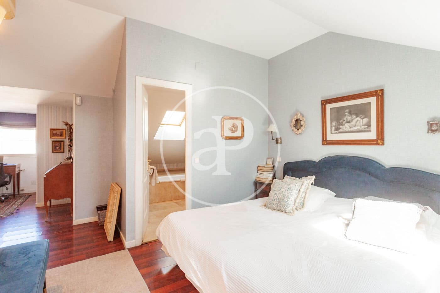 4 Zimmer Villa zu verkaufen in Pozuelo de Alarcon mit Pool Garage - 1.240.000 € (Ref: 10102495)