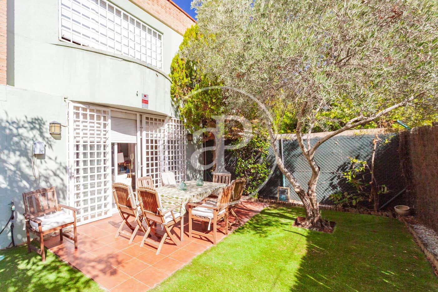 4 Zimmer Villa zu verkaufen in Pozuelo de Alarcon mit Pool Garage - 1.240.000 € (Ref: 10102495)