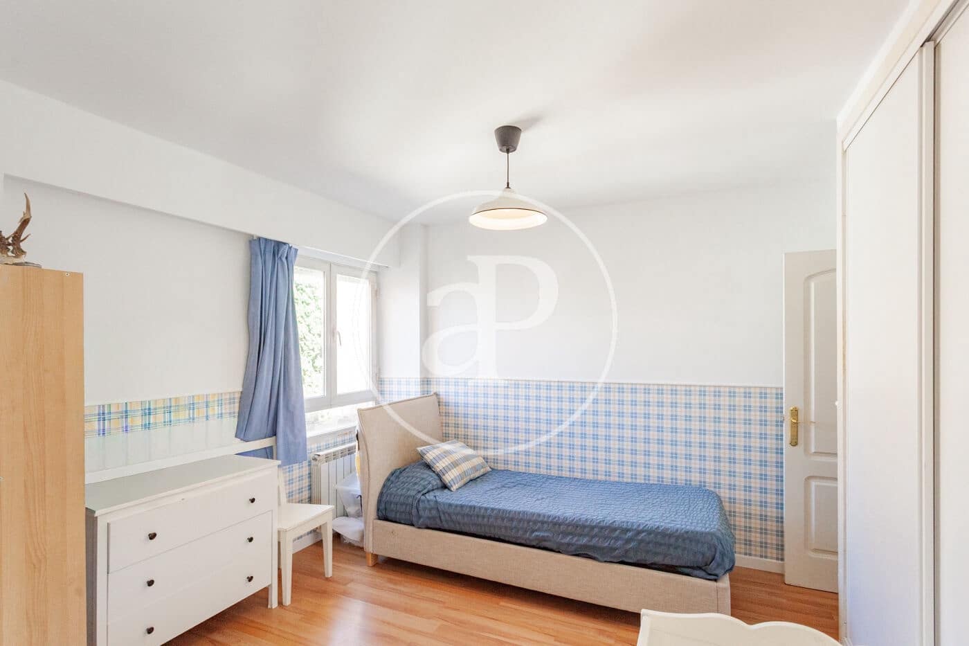 4 Zimmer Villa zu verkaufen in Pozuelo de Alarcon mit Pool Garage - 1.240.000 € (Ref: 10102495)