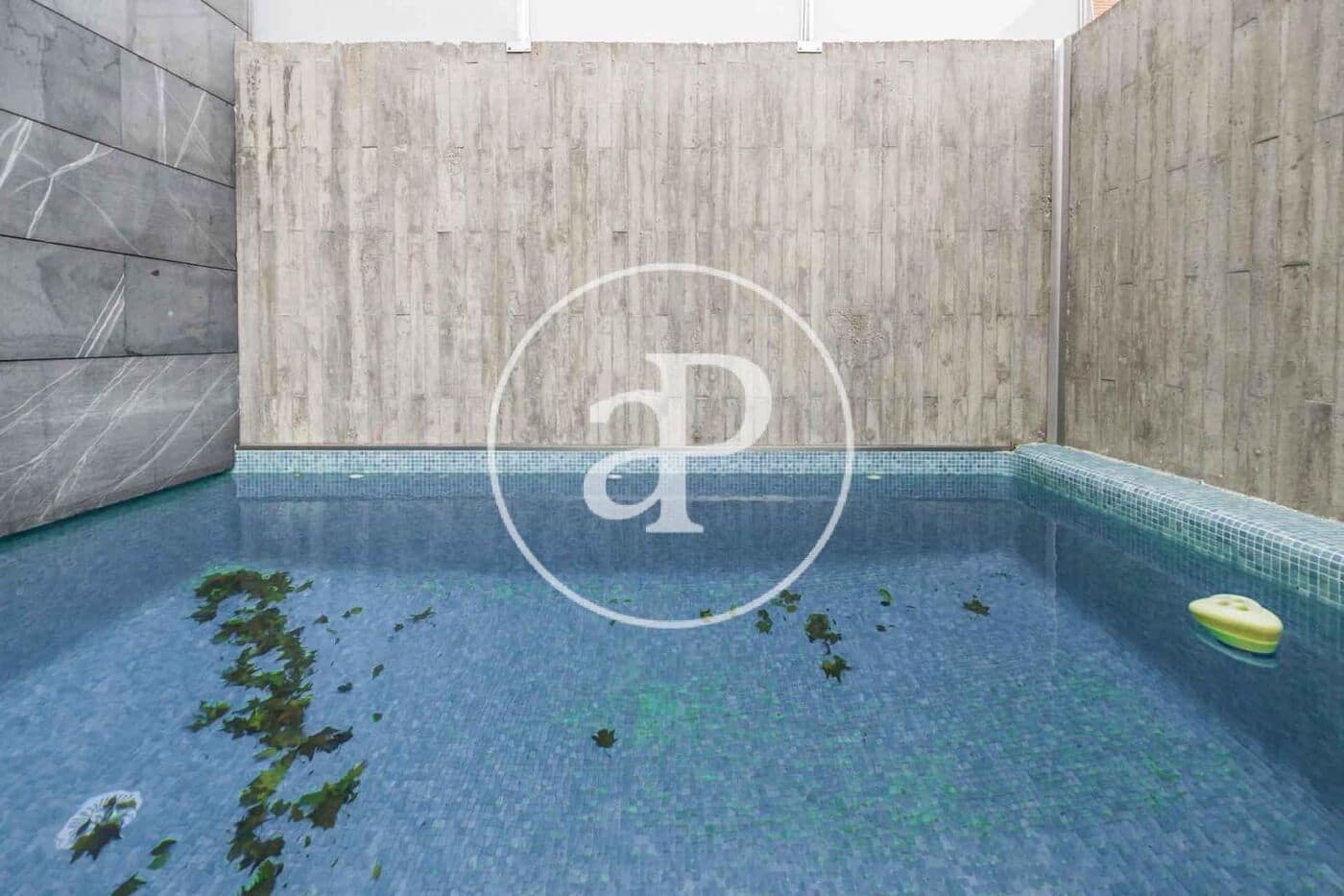 Villa/Maison de 5 chambres à louer à Madrid ville avec piscine garage - 8 000 € (Ref: 10102496)