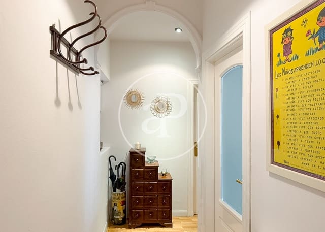 2 soveværelse Lejlighed til salg i Universidad, Madrid by - € 1.250.000 (Ref: 10102497)