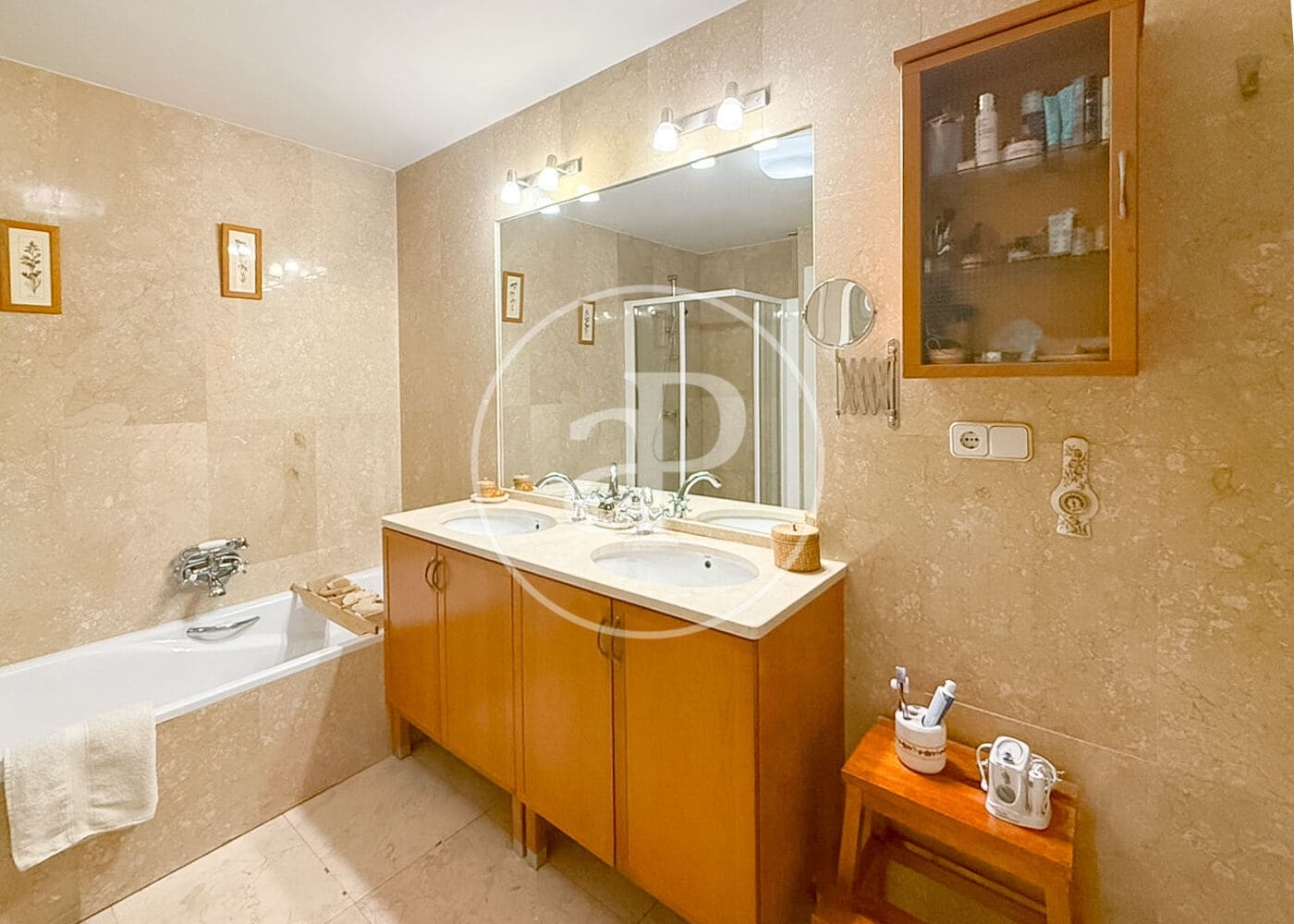 2 soveværelse Lejlighed til salg i Madrid by - € 1.250.000 (Ref: 10102497)