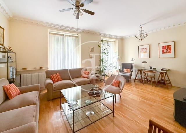 2 soveværelse Lejlighed til salg i Universidad, Madrid by - € 1.250.000 (Ref: 10102497)