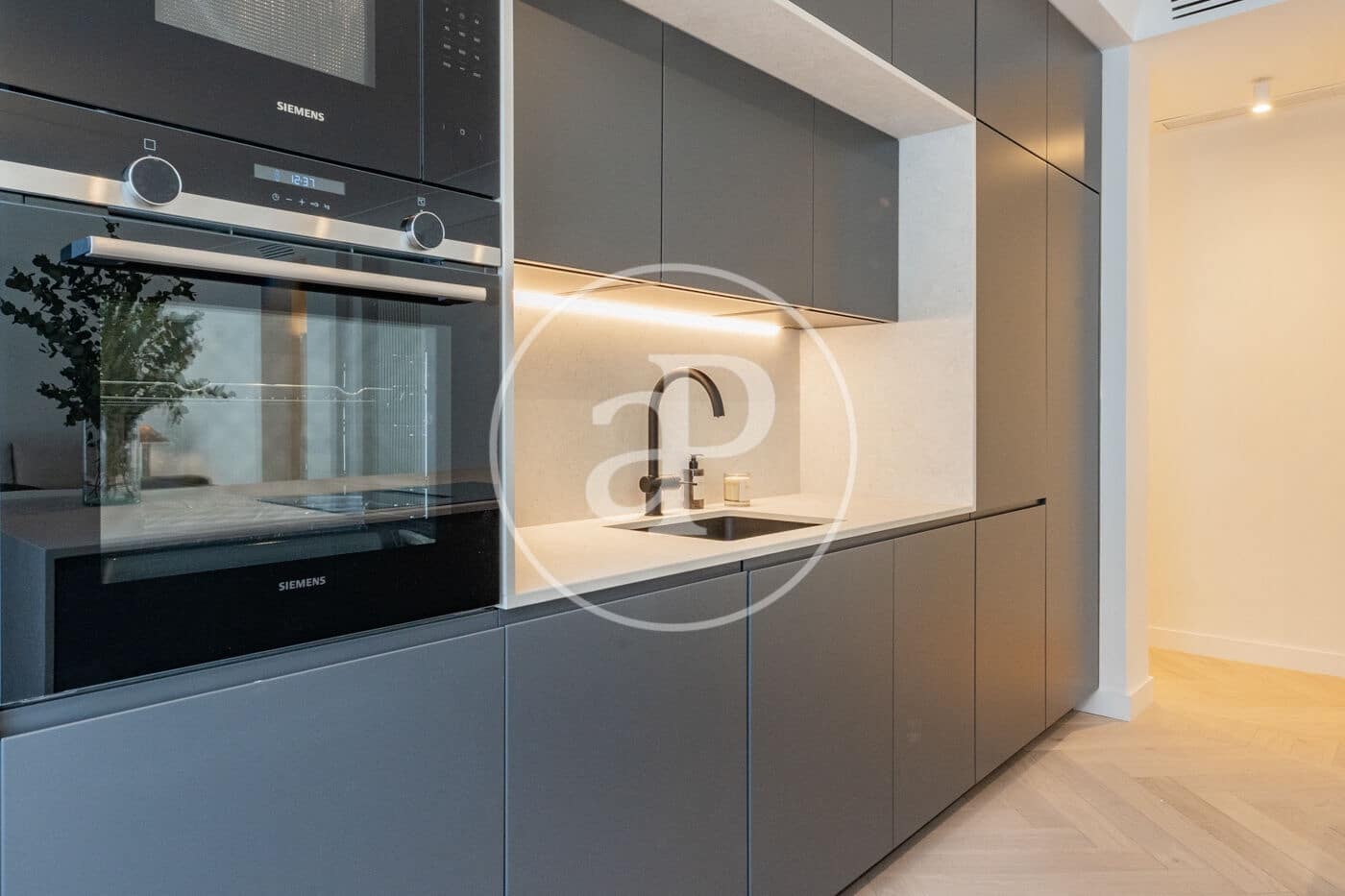 3 makuuhuone Huoneisto myytävänä paikassa Madrid kaupunki - 2 095 000 € (Ref: 10102499)