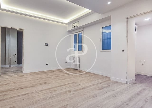 Apartamento de 3 habitaciones en Delicias, Madrid ciudad en venta - 549.000 € (Ref: 10102502)