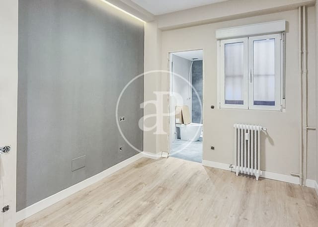 Apartamento de 3 habitaciones en Delicias, Madrid ciudad en venta - 549.000 € (Ref: 10102502)