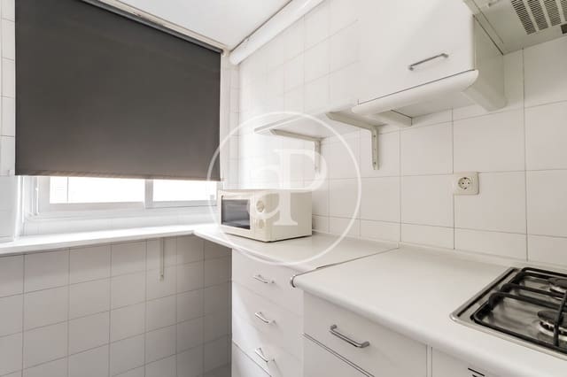 1 slaapkamer Appartement te koop in Berruguete, Madrid stad met garage - € 370.000 (Ref: 10109630)