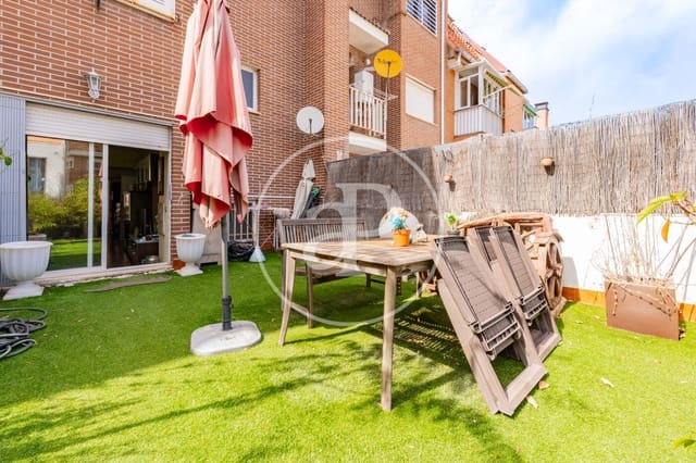 1 slaapkamer Appartement te koop in Berruguete, Madrid stad met garage - € 370.000 (Ref: 10109630)