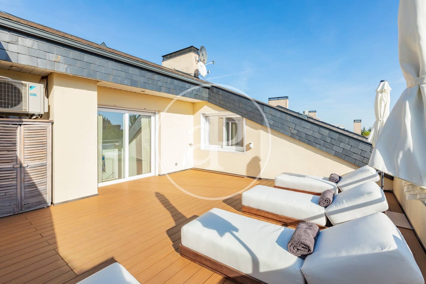 3 bedroom Apartment for sale in La Moraleja with pool garage - € 1,560,000 (Ref: 10109631)