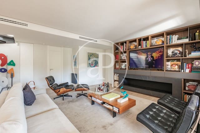 3 bedroom Apartment for sale in La Moraleja, Alcobendas with pool garage - € 1,560,000 (Ref: 10109631)