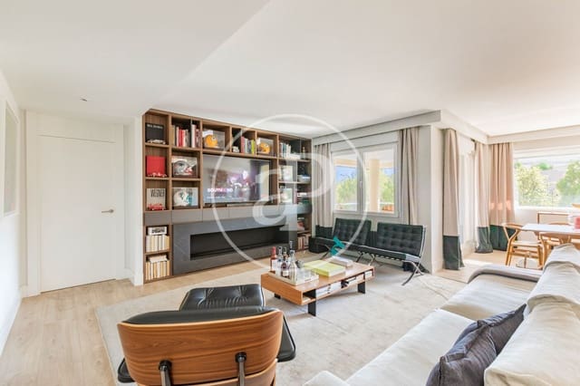 3 bedroom Apartment for sale in La Moraleja, Alcobendas with pool garage - € 1,560,000 (Ref: 10109631)