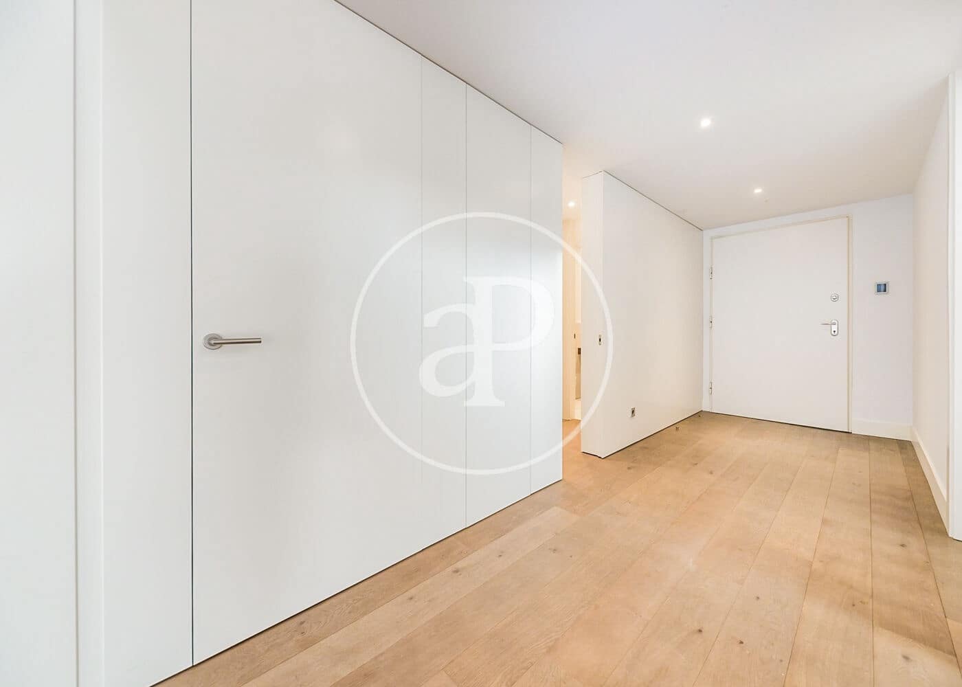 5 bedroom Villa for sale in Madrid city with pool garage - € 3,500,000 (Ref: 10109632)
