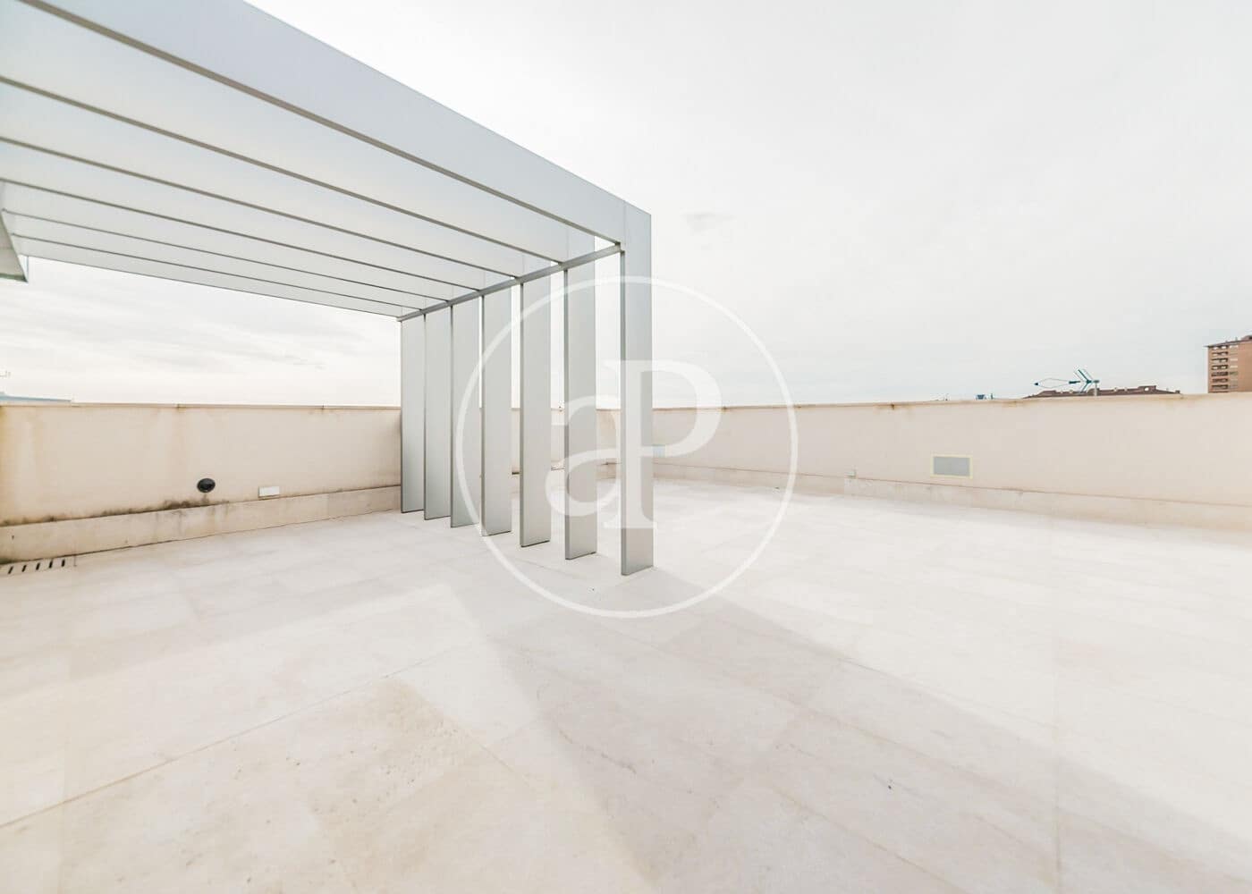 5 bedroom Villa for sale in Madrid city with pool garage - € 3,500,000 (Ref: 10109632)
