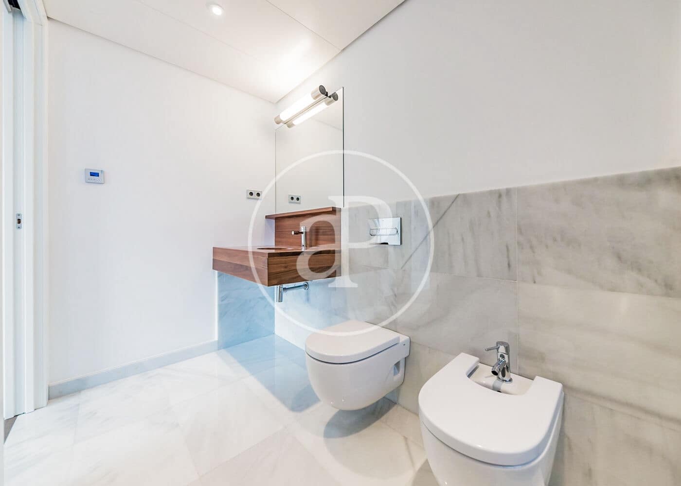 5 bedroom Villa for sale in Madrid city with pool garage - € 3,500,000 (Ref: 10109632)