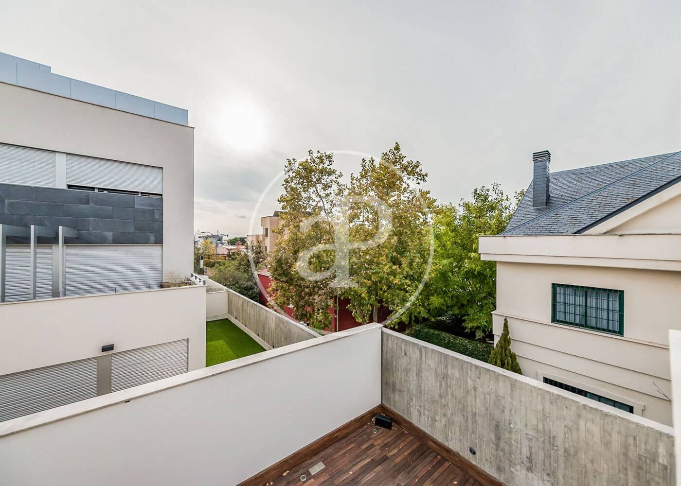 5 bedroom Villa for sale in Madrid city with pool garage - € 3,500,000 (Ref: 10109632)