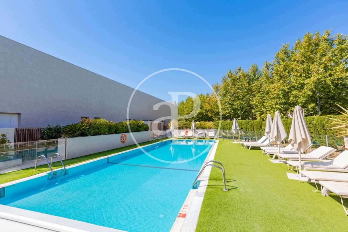 5 bedroom Villa for sale in La Moraleja with pool garage - € 2,180,000 (Ref: 10109635)