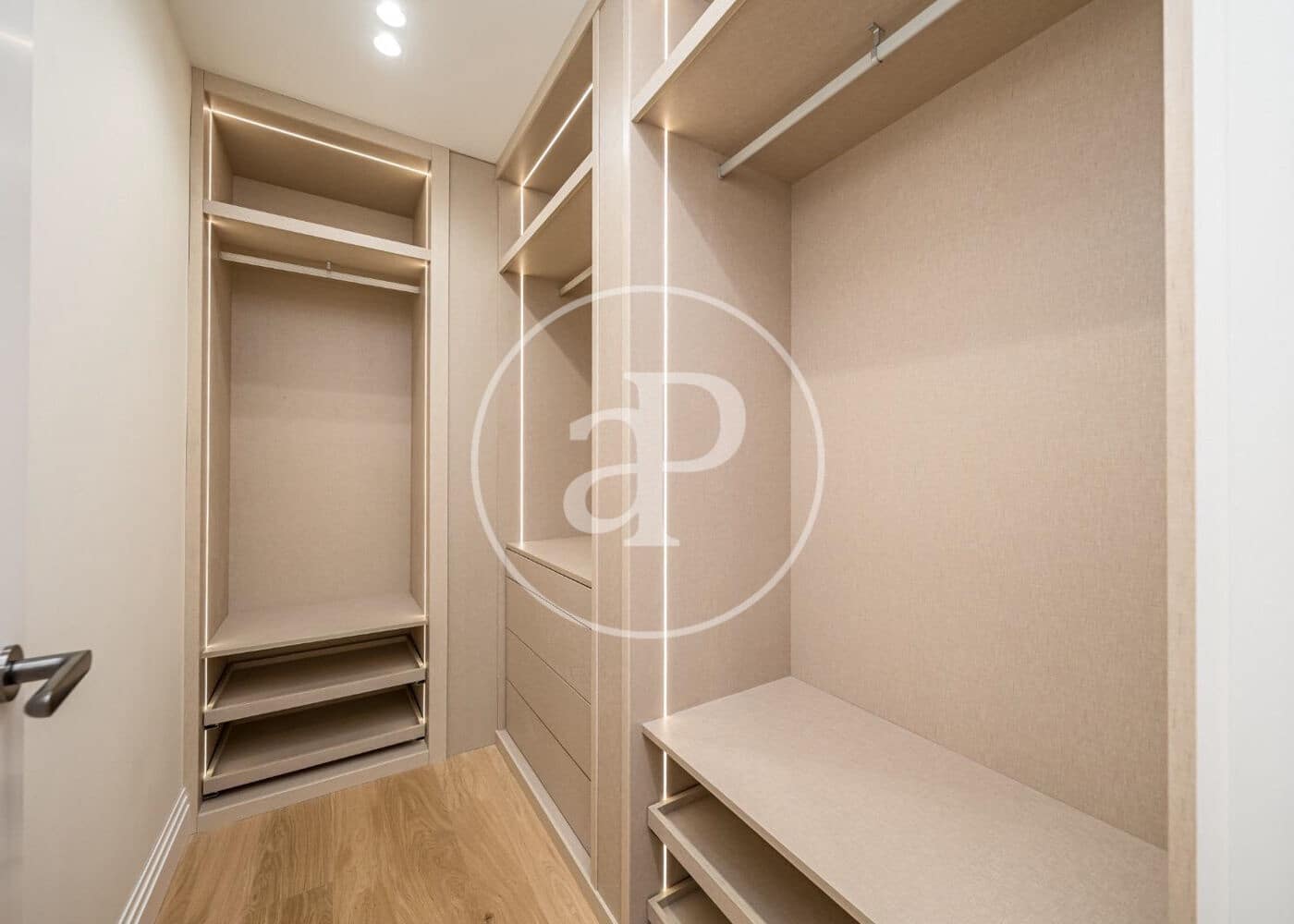 Apartamento de 4 habitaciones en Madrid ciudad en venta con garaje - 4.120.000 € (Ref: 10109636)