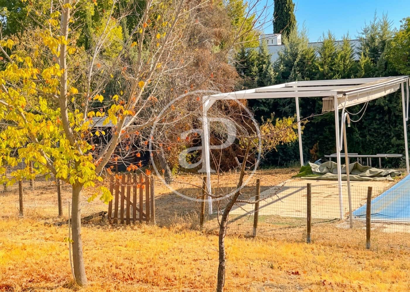 Undeveloped Land for sale in San Sebastian de los Reyes - € 1,200,000 (Ref: 10115671)