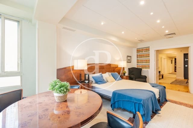 Apartamento de 3 habitaciones en Universidad, Madrid ciudad en alquiler - 4.500 € (Ref: 10115672)