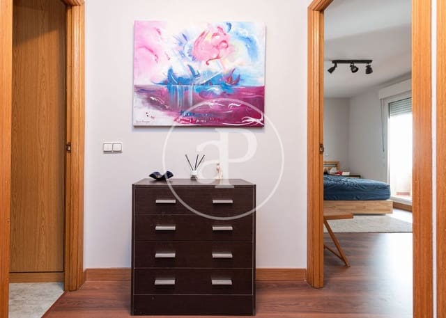 4 slaapkamer Villa te koop in Torrejón de Ardoz met garage - € 640.000 (Ref: 10115673)