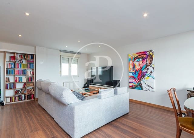 4 slaapkamer Villa te koop in Torrejón de Ardoz met garage - € 640.000 (Ref: 10115673)