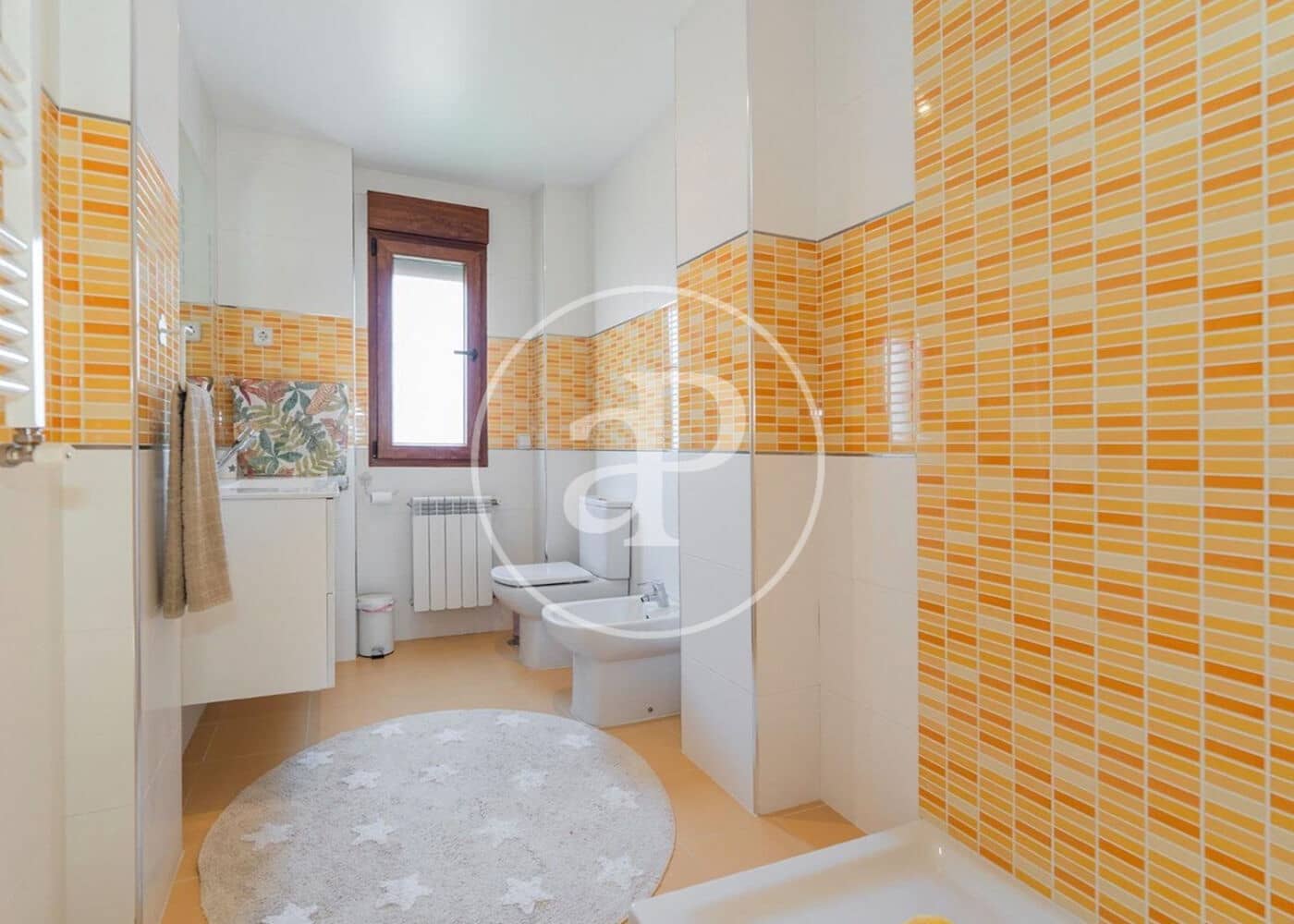 5 bedroom Villa for sale in Cobena with garage - € 890,000 (Ref: 10115675)