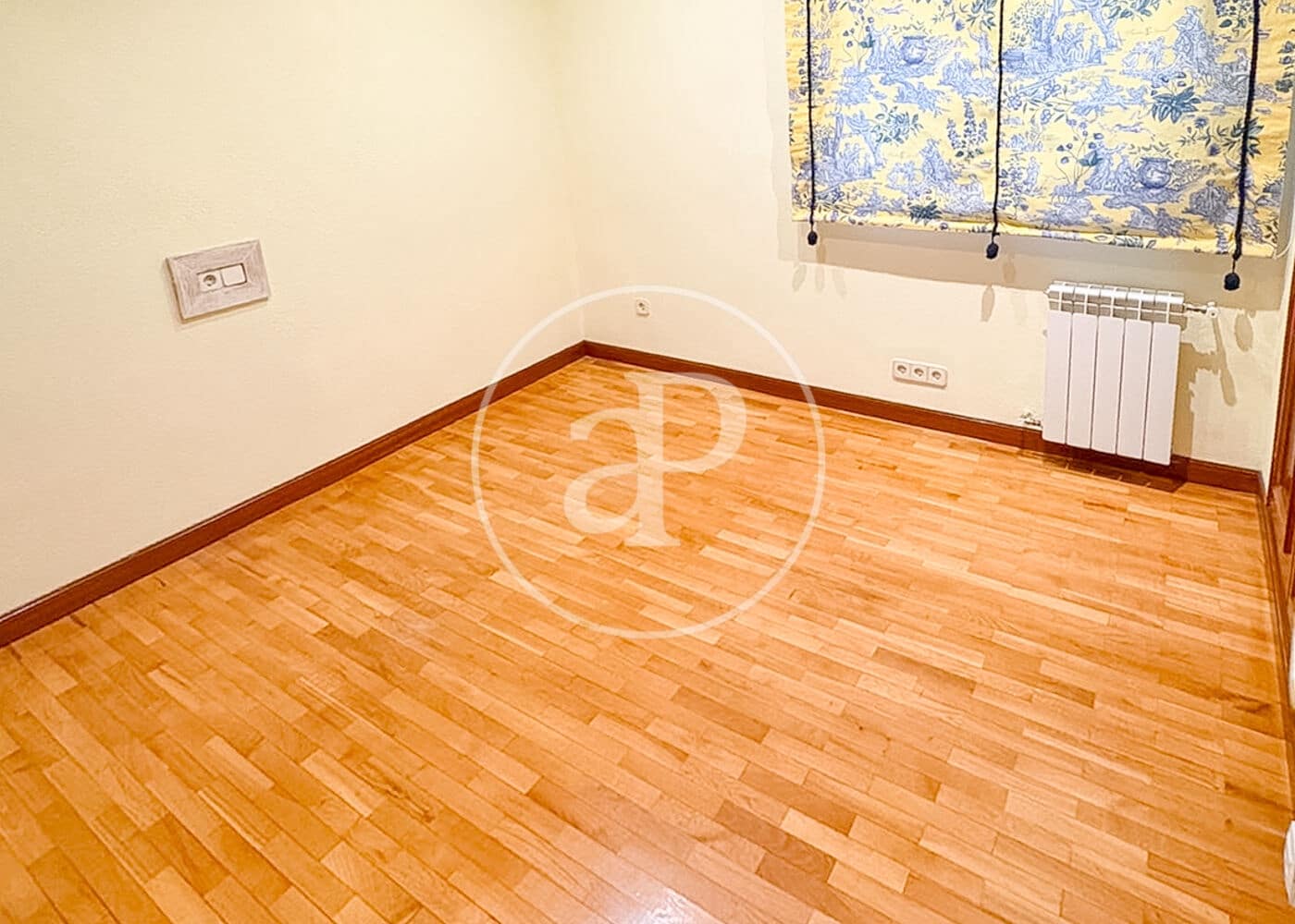 Apartamento de 4 habitaciones en Madrid ciudad en venta con piscina garaje - 1.200.000 € (Ref: 10115677)