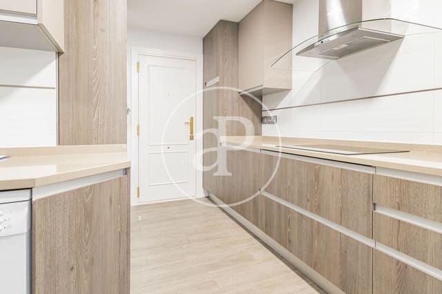 Apartamento de 4 habitaciones en Valverde, Madrid ciudad en venta con piscina garaje - 1.200.000 € (Ref: 10115677)