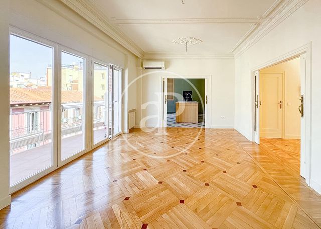 5 slaapkamer Appartement te huur in Recoletos, Madrid stad met garage - € 9.500 (Ref: 10115678)