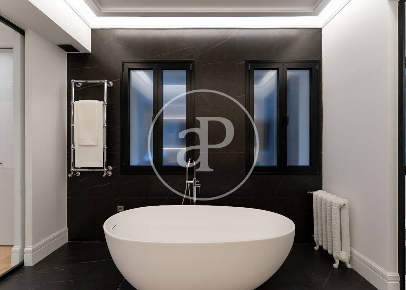 5 bedroom Apartment for sale in Madrid city - € 6,800,000 (Ref: 10115680)