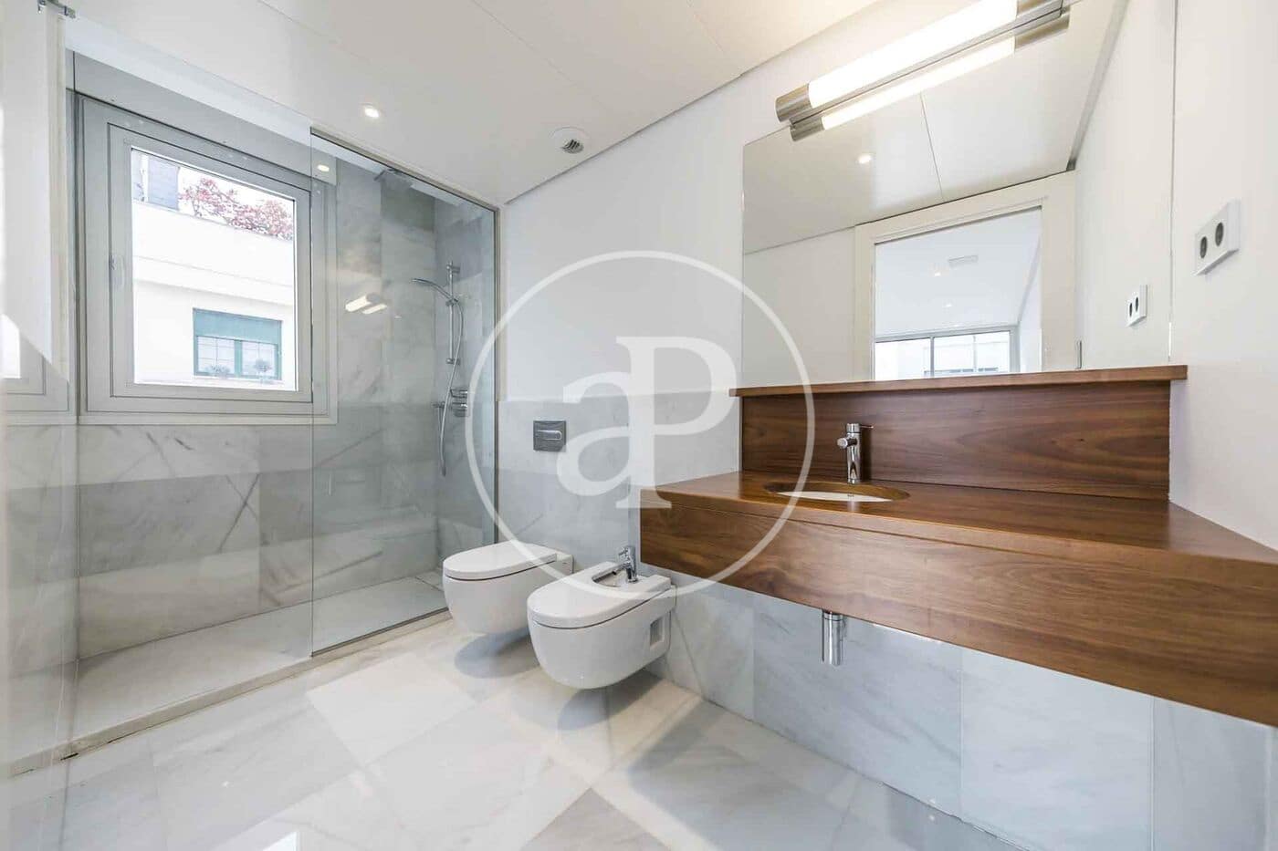 5 sovrum Villa att hyra i Madrid stad med pool garage - 8 000 € (Ref: 10115681)